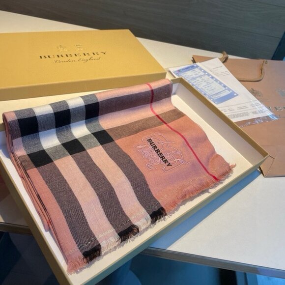 Burberry wool silk scarf